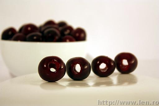 Pitted cherries