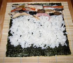 sushi_third_roll * 1288 x 1122 * (747KB)