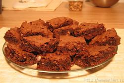 brownies_no2_2 * 1480 x 1000 * (719KB)