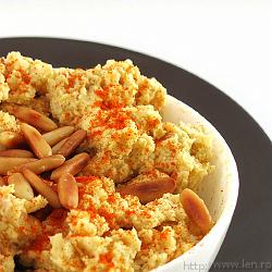 hummus * 1074 x 1074 * (538KB)